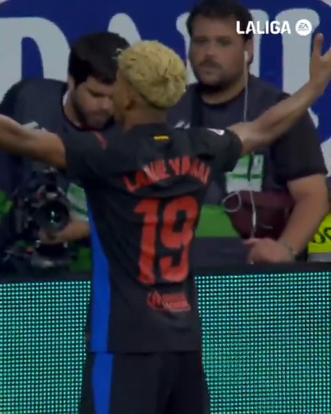 🔥 Un golazo para decidir un campeonato de LALIGA EA SPORTS. ¡Se cumple un año de este tanto de Lamine Yamal en el EspanyolBarça!