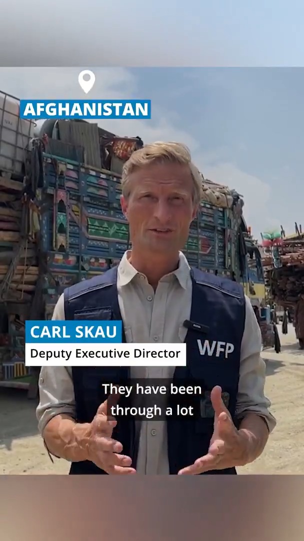 #Afghanistan: 2.5M people were forced back from Pakistan & Iran last year, returning to a country at breaking point. Humanitarian assistance is a lifeline for these people, along with millions more already living in Afghanistan. WFP's Carl Skau explains why vital support must be sustained.