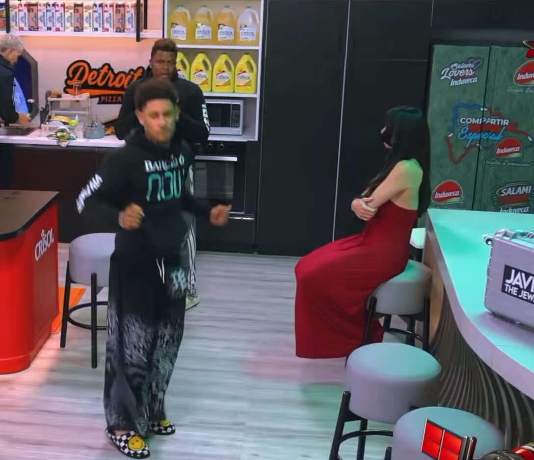 Se le acabó el vape a Jiménez #PlanetaAlofoke