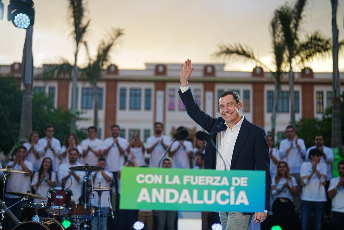 Cada voto que recibamos es un impulso más. Andaluzas y andaluces: ¡sumaos a la ola de esperanza y futuro de Andalucía! Llenemos las urnas de votos a favor de la estabilidad y la convivencia. ¡A GANAR! #ConLaFuerzaDeAndalucía