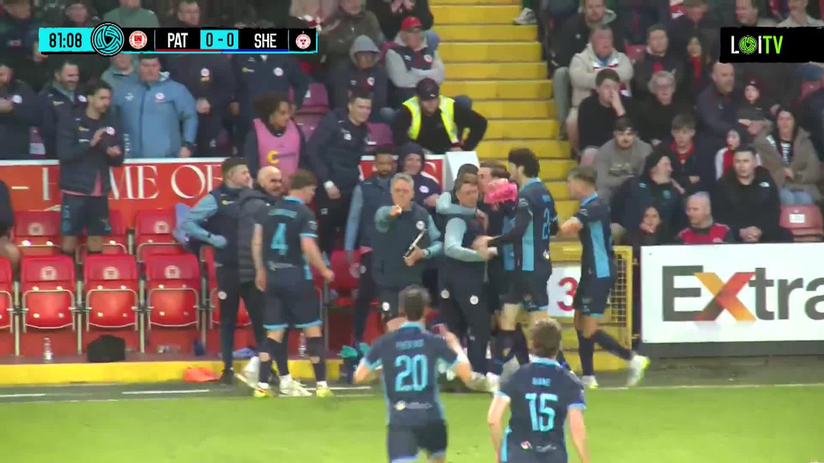 Daniel Kelly has opened the scoring at Richmond Park, to give Shelbourne the lead! 😮 What a vital goal this could be.