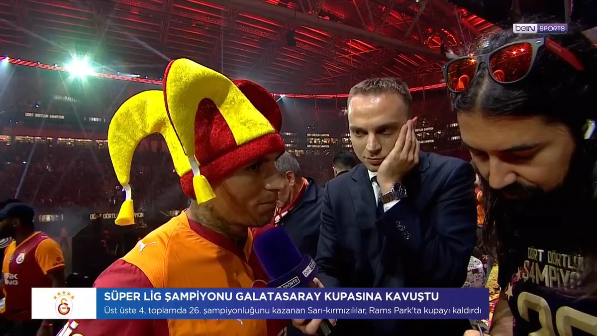 🏆 Trendyol Süper Lig şampiyonu Galatasaray kupasına kavuştu 🥳 "Galatasaray'a yardımcı olmak için her şeyi yaptım." 👏 "Nezih, sana da teşekkür etmek istiyorum." 🗣️ Lucas Torreira, muhabirimiz Nezih Akşener'in sorularını yanıtladı. #beINSPORTS