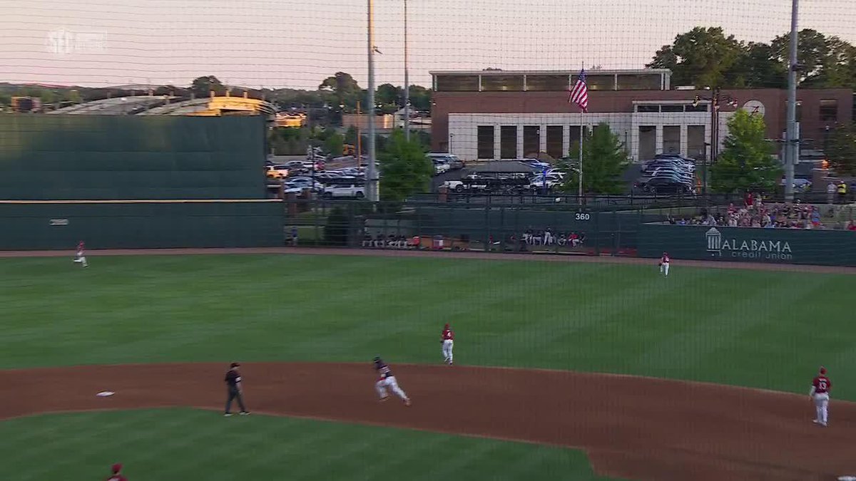 FURNISS DELIVERS WITH THE 3 RBI HOMER 💣