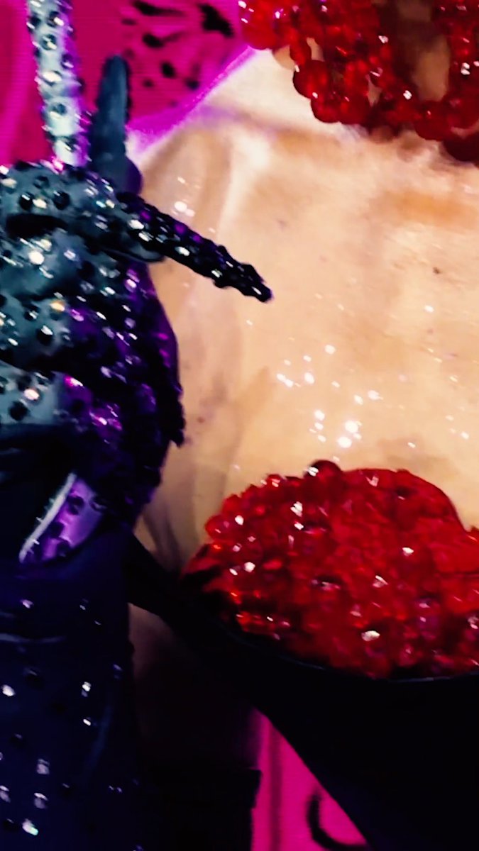 👀 Agárrense, reinas… 🌎🇲🇽 Drag Race México: Latina Royale en WOW Presents Plus #DragRaceMexico WOW Presents Plus