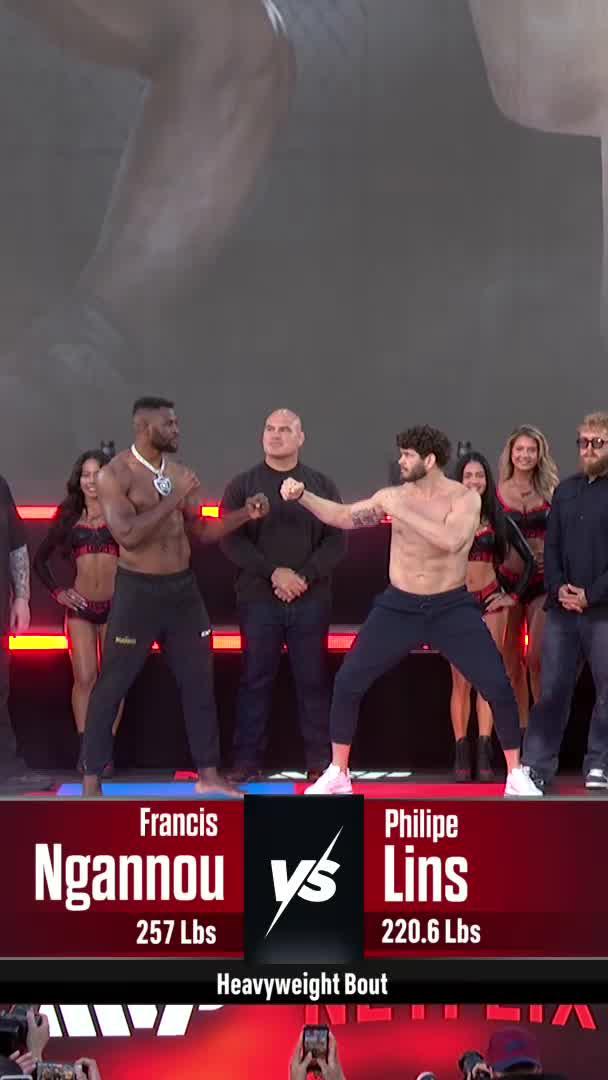 Le GOAT des poids lourds ? 🐐 Francis Ngannou pourra peut-être mettre un terme au débat demain face à Philipe Lins ! 🔥 #RouseyCarano