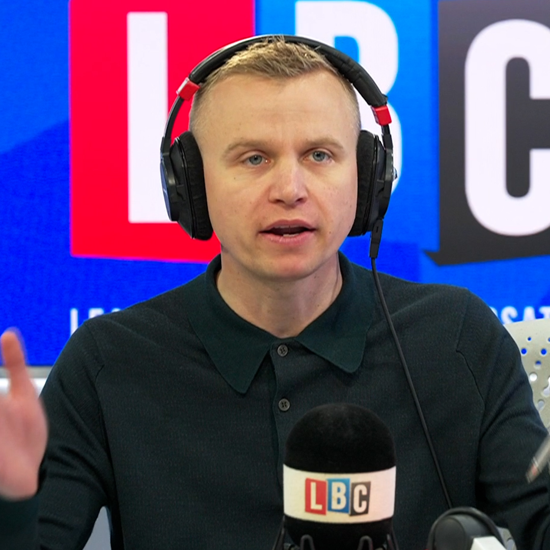 'Are we not allowed to hold people accountable when they're running to be Prime Minister?' James Hanson goes head-to-head with caller Michael, who says the media is running a 'smear campaign' against Farage's £5 million 'gift'.