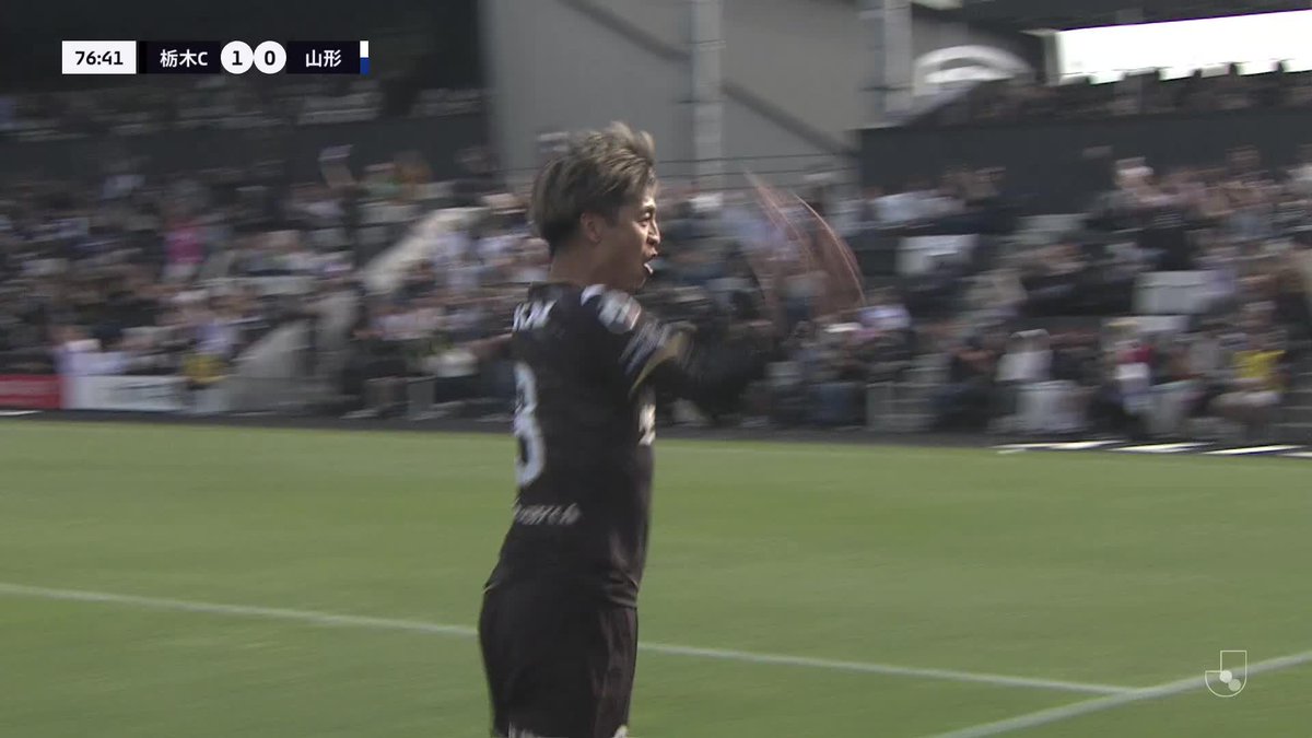 こぼれ球を押し込んで山下敬大が追加点!✨ 🎦 ゴール動画 🏆 明治安田J2・J3百年構想リーグ 地域リーグラウンド 第17節 🆚 栃木Cvs山形 🔢 2-0 ⌚️ 76分 ⚽️ 山下 敬大(栃木C) #Jリーグ