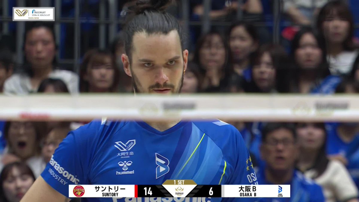 #SVLeague 🇯🇵: RAN 🆚 YUJI 😱 Ran Takahashi 🇯🇵 doesn’t let Brizard and Yuji pull off the same play from yesterday, no matter how brilliant it was 🤯🚫 📺 LIVE NOW on VBTV: 🏐 #Volleyball