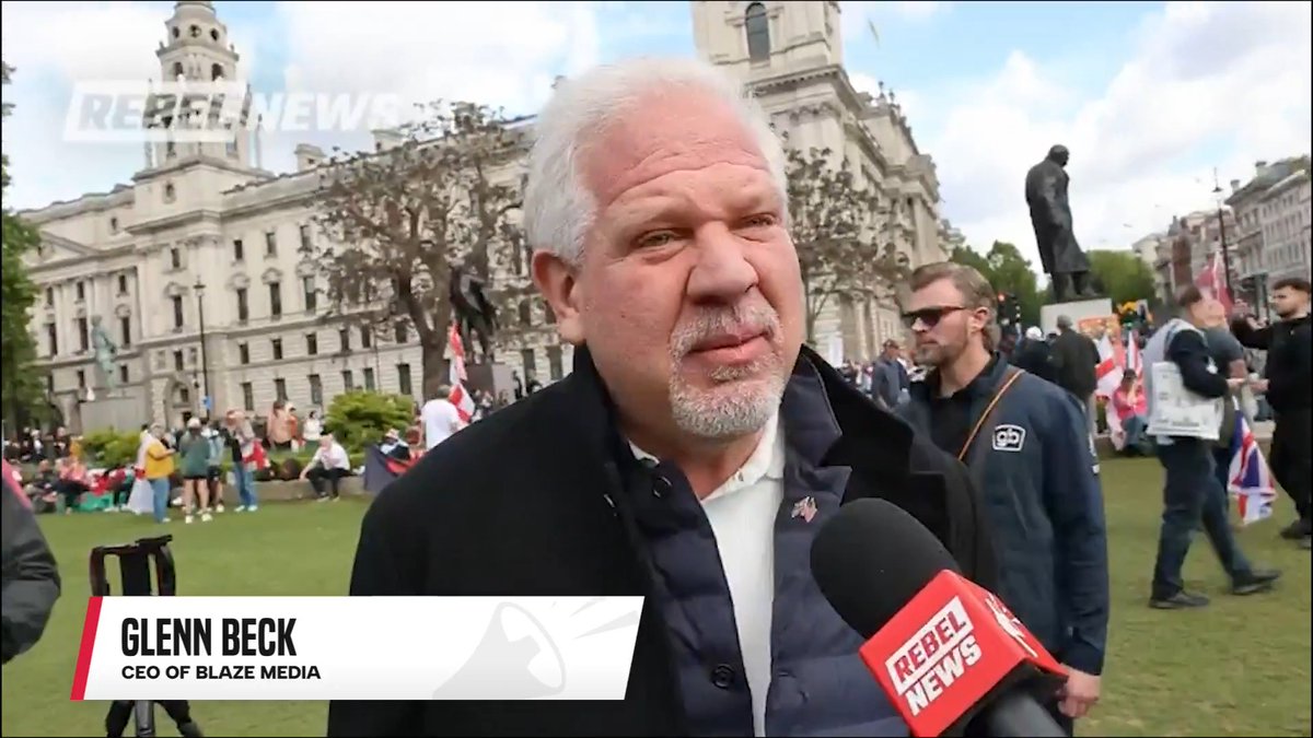 🚨"They're collapsing Western civilization" Glenn Beck tears apart Starmer’s authoritarian overreach over banning journalists like @EzraLevant from entering London for Tommy Robinson’s massive rally. While speaking to @thevoicealexa, says today could be his last in the country.