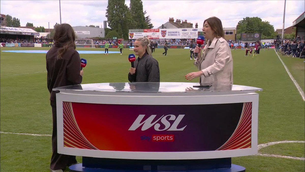 "She's an Arsenal legend" Katie McCabe has had an incredible impact for Arsenal over the past 11 years ❤️
