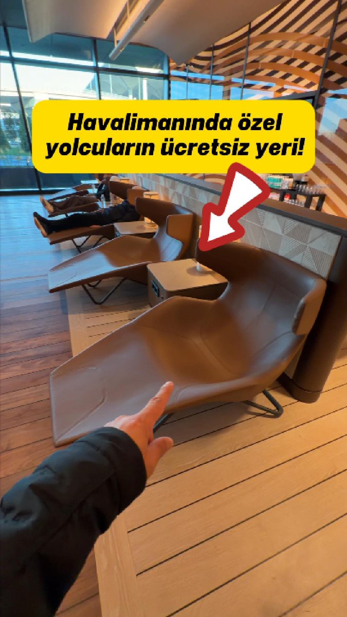 İstanbul Havalimanı'nda yenilenen özel yolcu salonuna ilk kez girdim. Gördüklerimi de bu kısa vLog'da paylaştım. Emeği geçenleri tebrik ederim. Ücretli işbirliği değildir. Memleketimizin güzel hizmetlerini yayınlamak istedim.