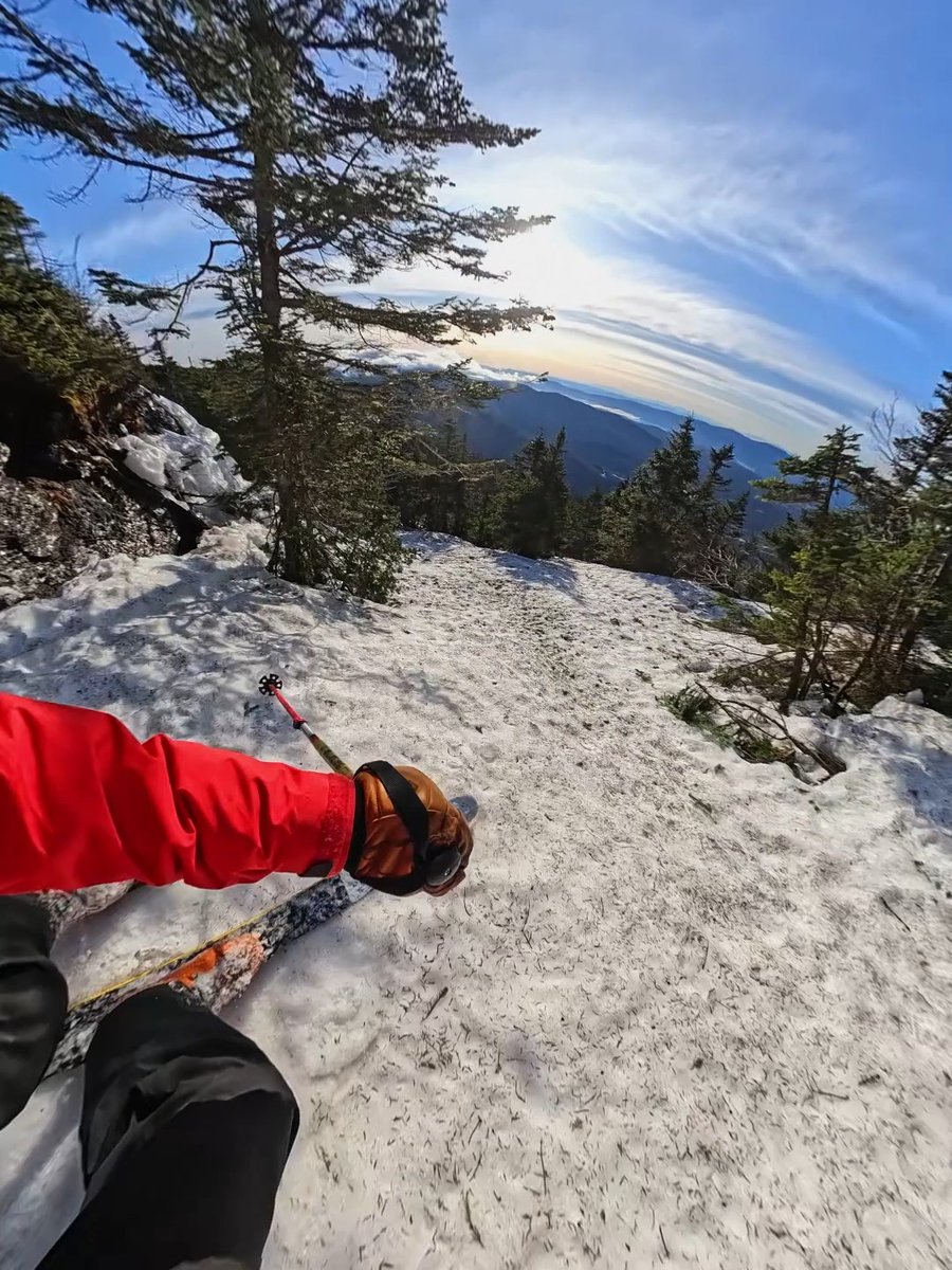 Mike Hayes is still clinging on to winter 🤣 Shot in POV mode on our 360 camera, #GoProMAX2 🏆 $500 GoPro Award #GoPro #POV #Ski #Skiing