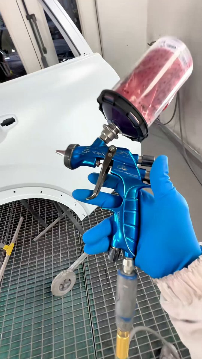 Car door makeover magic 🚗🎨 by sprayworkz