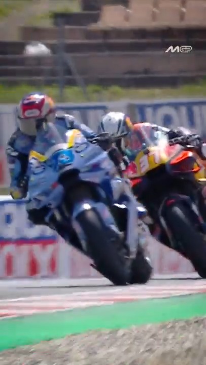 0.041s ⏱️ This is what the CLOSEST-EVER #TissotSprint finish looks like 🔥🔥🔥 #CatalanGP 🏁