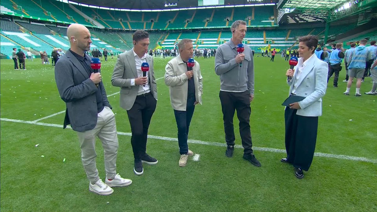 🗣️ “It’s really tough to take as a fan, as a player.” 🗣️ “This group of players, this management team, the fans, have nothing to be ashamed of today.” John Robertson is “very proud” of this Hearts team, who took the title race to the final day ⤵️