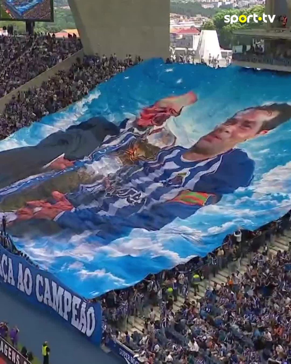 Que momento emocionante e que comunhão de Portismo incrível! A reação do Estádio e do Presidente diz tudo!💙🐉 Uma nota muito positiva para a forma como Luis Freitas Lobo comentou este momento!👏