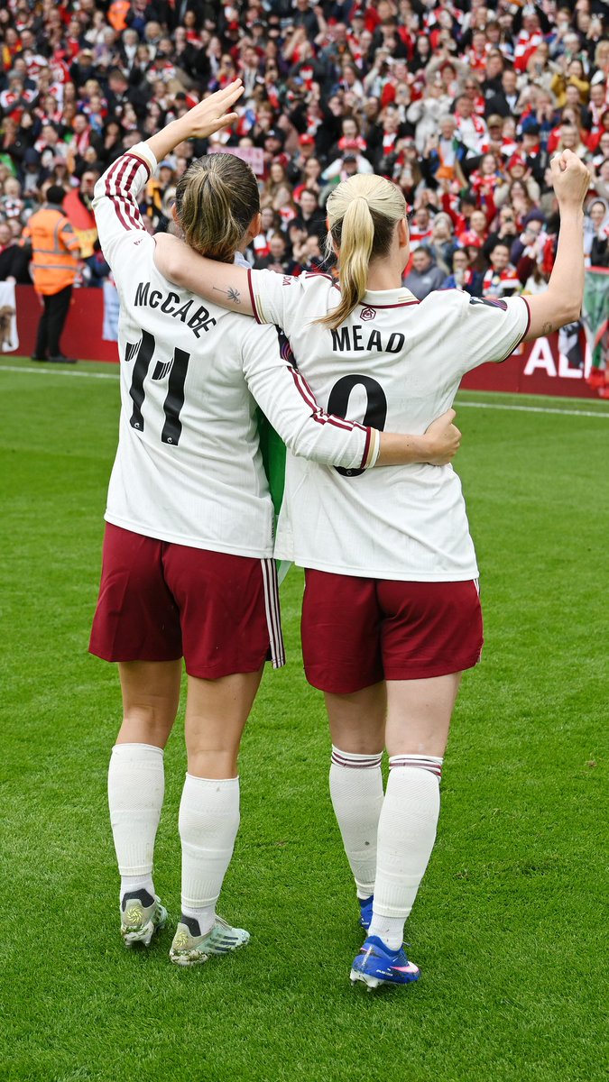 A beautiful reception for two club legends โค๏ธ