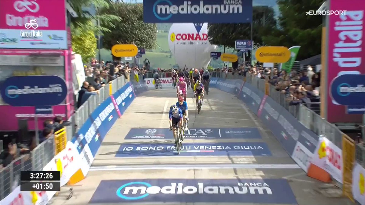 With those news that Hindley already agreed on a two year contract with Visma, I hope to see some drama in Red Bull 🤭 #GirodItalia