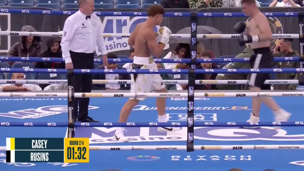 HUGE RIGHT HAND 🔥 #AllenHrgovic LIVE NOW on DAZN ▪️