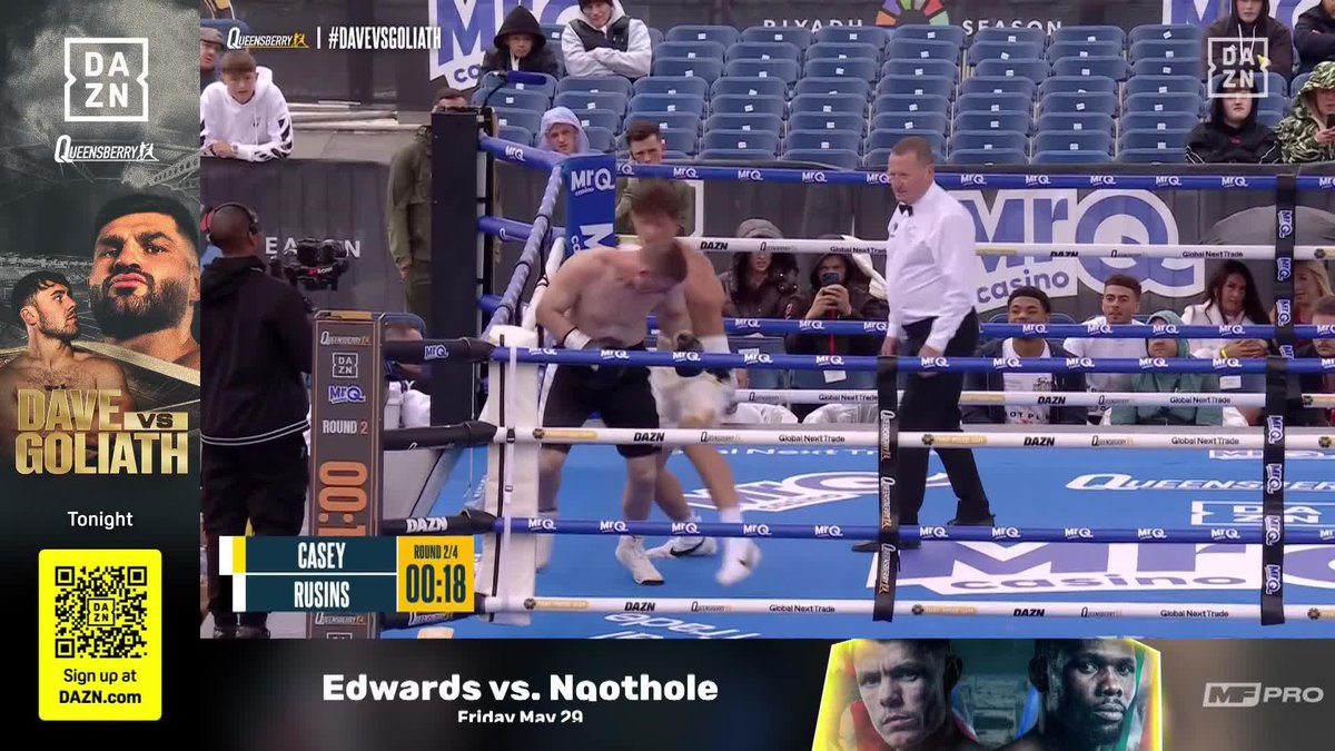 THE REF STOPS IT IN ROUND 2 🤯 #AllenHrgovic LIVE NOW on DAZN ▪️