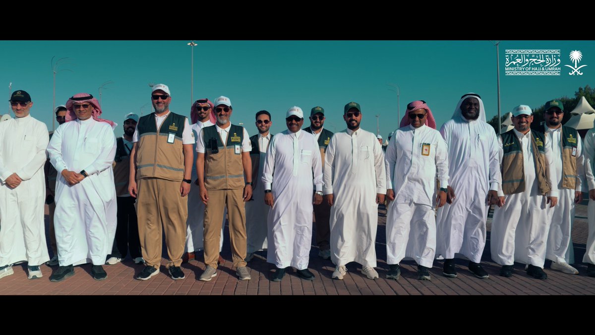 جولات ميدانية وزيارات رقابية لمتابعة جاهزية المشاعر المقدسة؛ بما يسهم في تيسير تنقل ضيوف الرحمن وتكامل الخدمات في مختلف المواقع. #حج_1447هـ #حياكم_الله