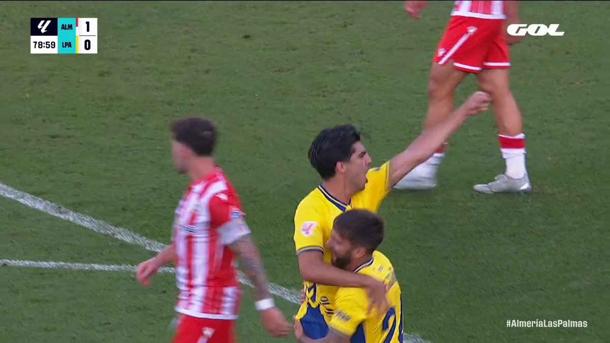 🤪 Clemente VAN BASTEN y su chilena preciosa para el golazo de la UD Las Palmas 🤩 Dos finales restantes de #LALIGAHYPERMOTION gratis a través de y en los principales operadores #GolesDePlata