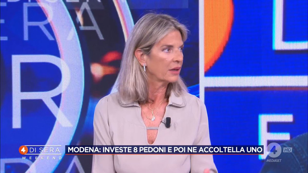 #Modena: investe 8 pedoni e poi ne accoltella uno L'intervento di Claudia Fusani a #4disera Weekend