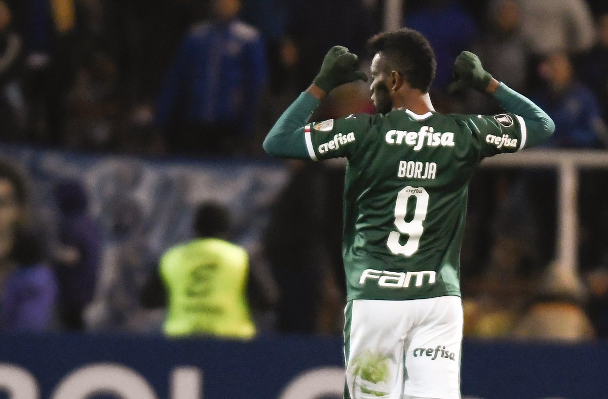 Saben quien hizo los TRES goles que clasificaron a Boca? Si, ÉL