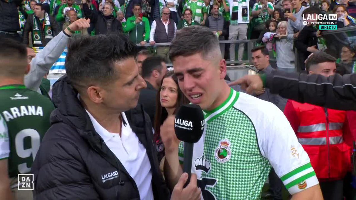 Íñigo Sainz-Maza, capitán del Racing, en DAZN: "Hemos estado a punto de desparecer. Hemos llorado muchísimo. Toda esta gente se merecía un día como hoy. Solo puedo dar gracias a todos los que estuvieron en las malas". Piel de gallina.