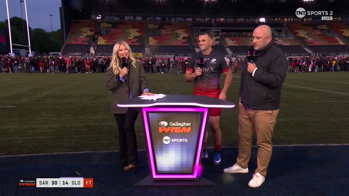 🎤 "He's a quick learner, he might be practicing tomorrow." Ben Earl reveals why Owen Farrell was taking lineouts as Sarra Elgan Easterby and David Flatman review his three darts 🎯
