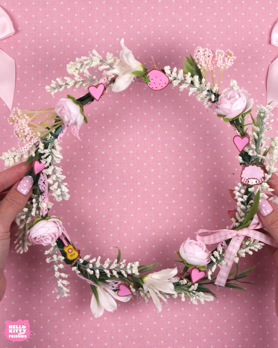 Learn how to make your own My Sweet Piano inspired flower crown on the Hello Kitty and Friends YouTube channel 🌸