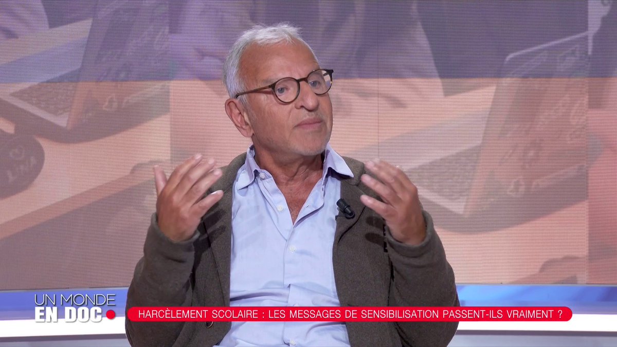 #harcelementscolaire Serge Hefez : « J’alerte sur un phénomène qui me paraît massif chez les jeunes, c’est la question de l’empathie qui est en train de s’éroder à travers les réseaux sociaux et la virtualisation des contacts. » #UMED Rebecca Fitoussi