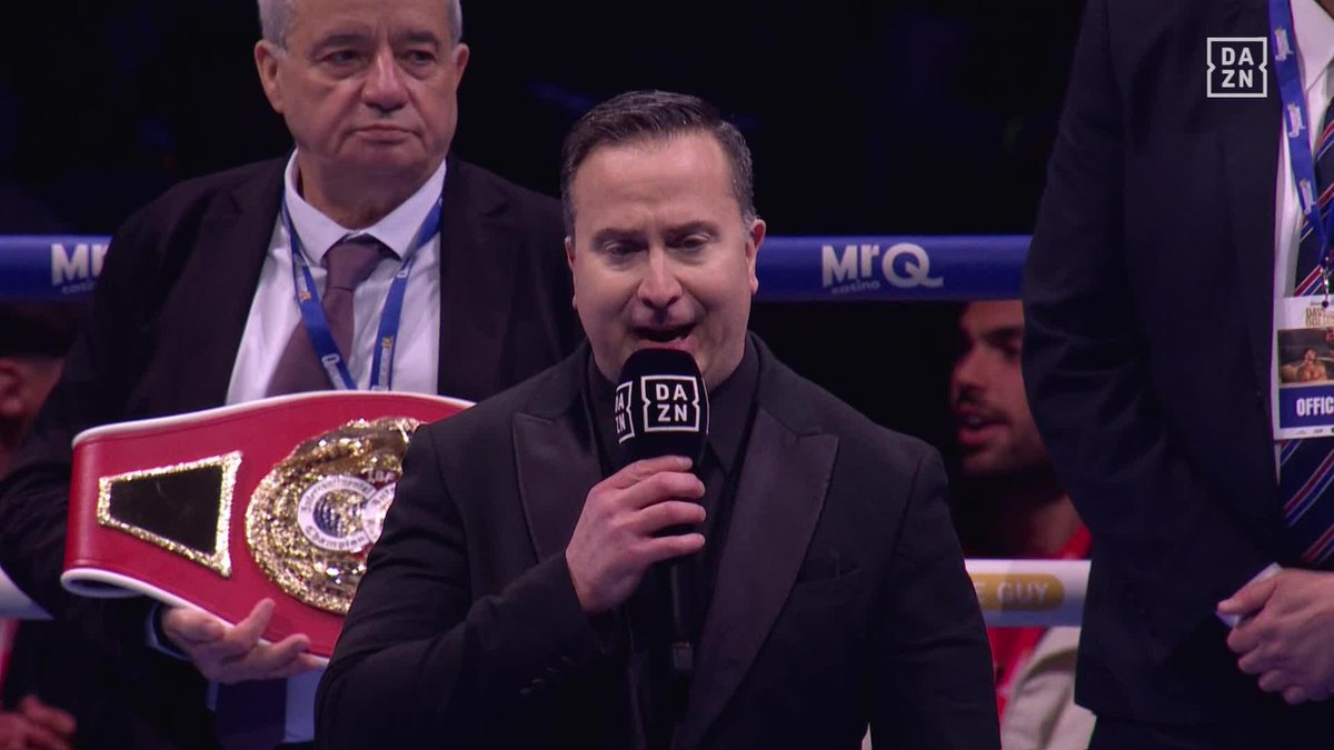 David Allen makes his way to the ring 🥊🔥 #AllenHrgovic | Live NOW on DAZN