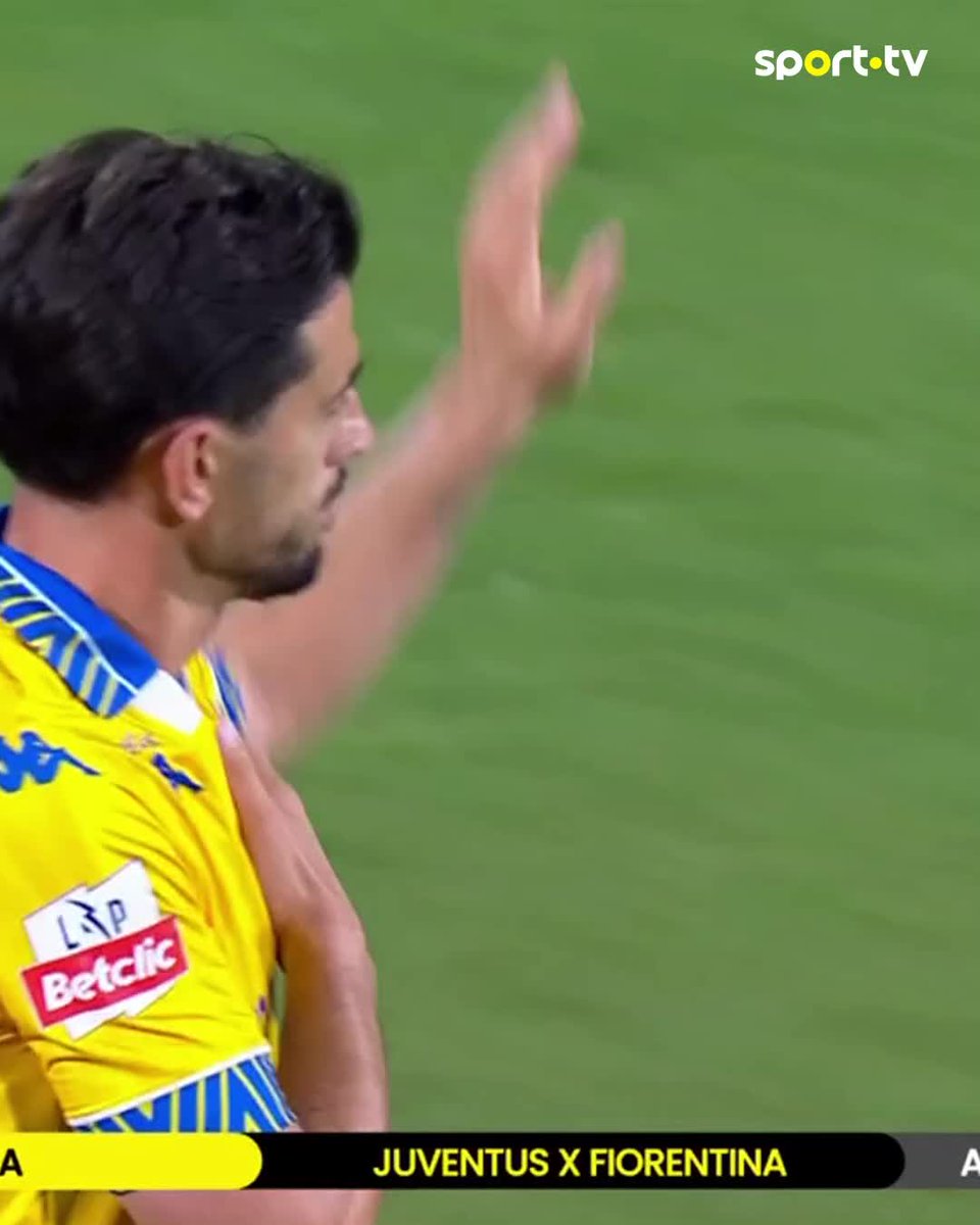A carreira de Pizzi acabou com guarda de honra 🫡