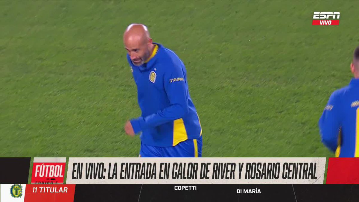 👀🔥 EL RECIBIMIENTO AL FIDEO EN EL MONUMENTAL: La hinchada de River reaccionó ante la salida de Di María y Rosario Central a la entrada en calor. ▶️ Mirá #ESPNEquipoF en el Plan Premium de #DisneyPlus