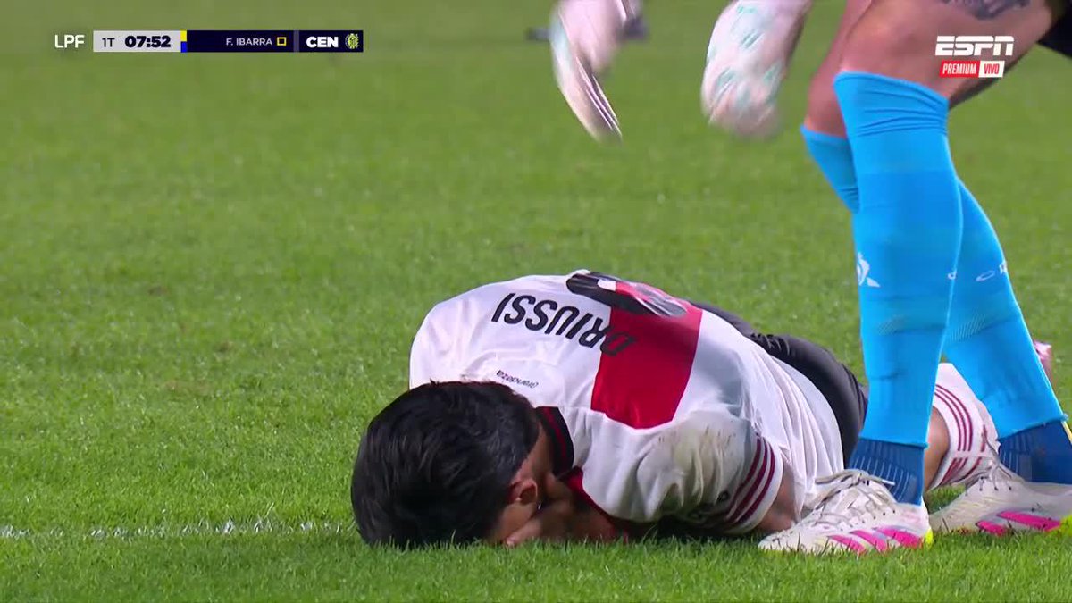 ESTO TIENE QUE SER ROJA LO ROMPIÓ A DRIUSSI IBARRA