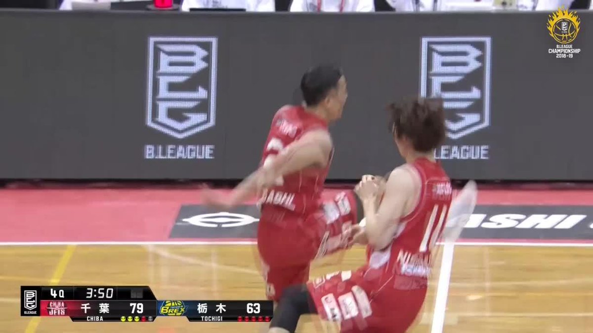 西村選手が引退されるということで、2018-19年のCSでのトラウマ級のプレーをあげておきますか…。