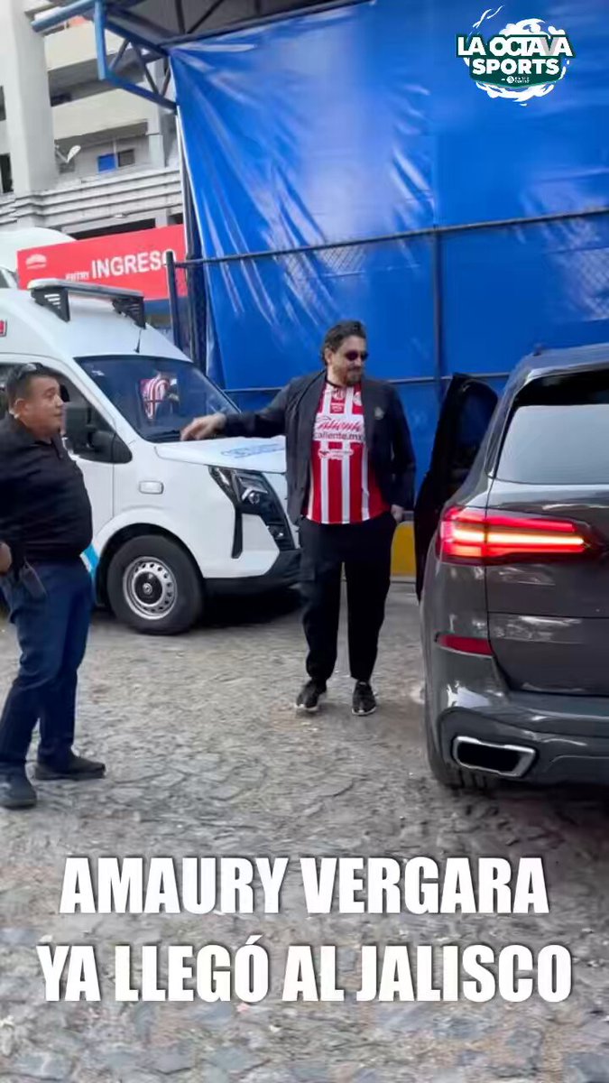 LLEGÓ EL PATRÓN ROJIBLANCO 🫡😎 Amaury Vergara ya llegó al Estadio Jalisco para vivir la semifinal de vuelta entré Chivas y Cruz Azul 🔝 Ahora en un estadio lleno de Aura 🥲