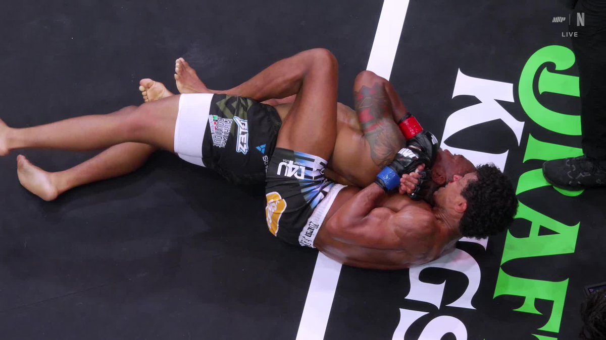Netflix MMA第一弾、早速大問題シーン爆誕 モラレス3R4:59一本勝ちに #RouseyCarano