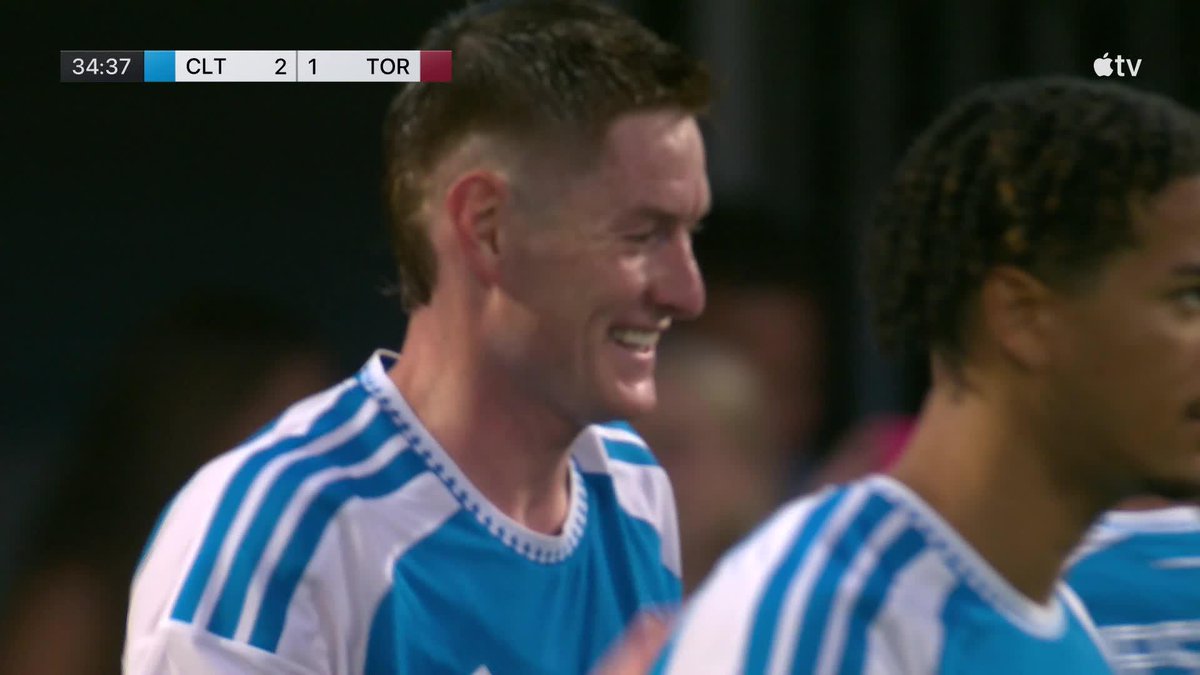Unreal strike from David Schnegg to take back the Charlotte lead! 🚀