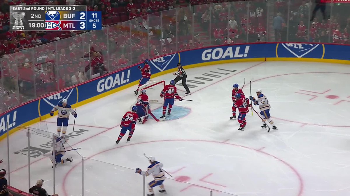 Zach Benson with the equalizer 😮💨 #LetsGoBuffalo