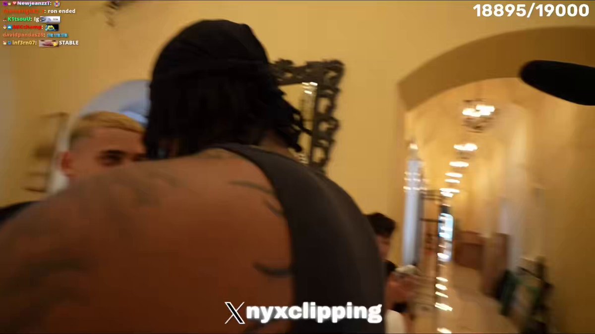 Jasontheween and Silky were confused after StableRonaldo randomly ended his stream after claiming he was “going upstairs to the piano” at the Core House… 💀 Right after things got heated between him and Jason when Ron smashed a water balloon on Jason’s head, leading to Jason putting him in a headlock. 😭