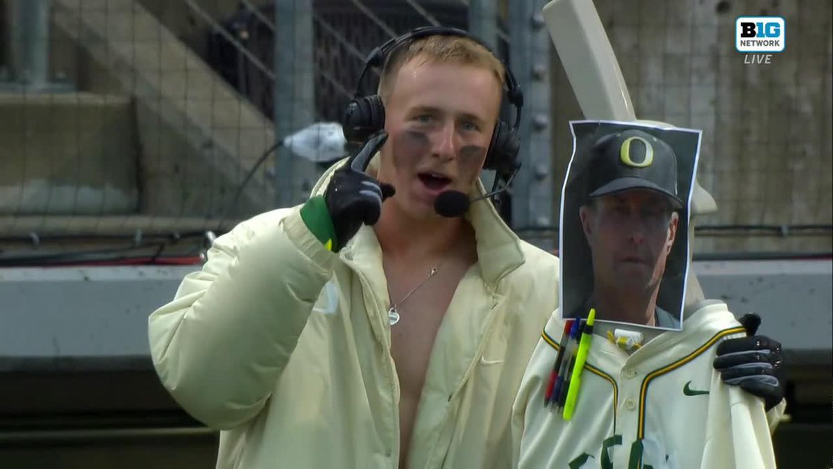 This Burke-Lee Mabeus postgame interview had it all, even a makeshift Mark Wasikowski ๐
