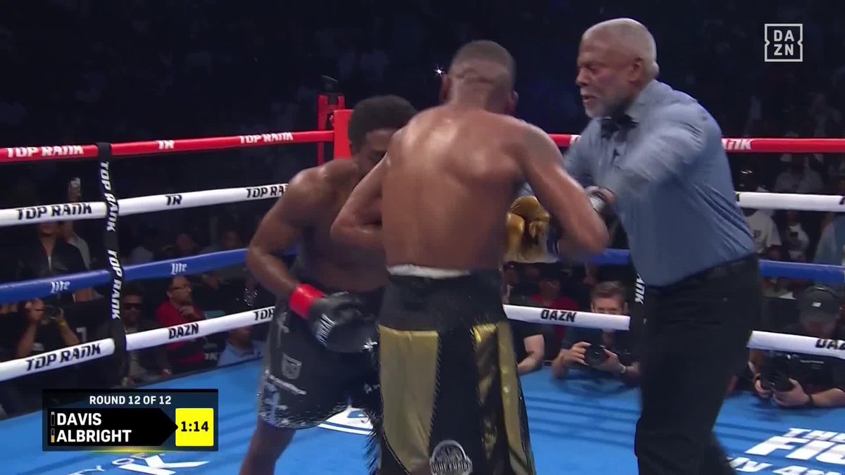 👀👀👀 #DavisAlbright2 | Live NOW on DAZN