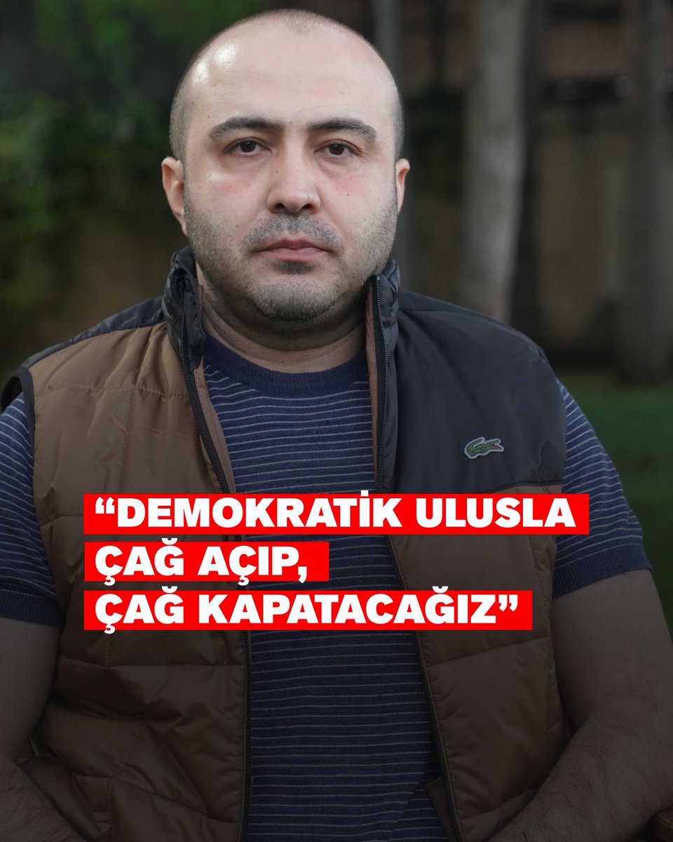 Kürt ve Türk halkının birlikteliğini sağlaması halinde bölgede lokomotif güç olabileceklerinin altını çizen Gürkan Çakıroğlu, “Eğer ulus devleti demokratik ulusla aşabilirsek çağ açıp, çağ kapatacağız” dedi
