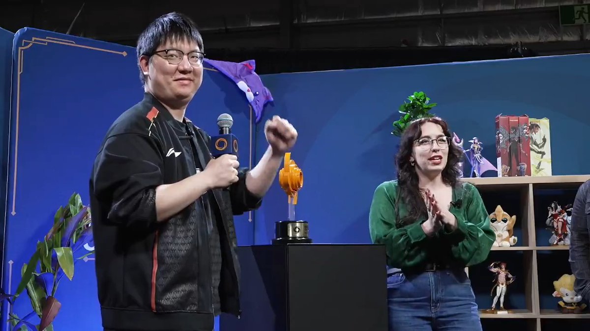 Always play to your outs! Rico was able to pilot Irelia into his worst matchup, Aurora to take home the 🏆 at #RQSydney
