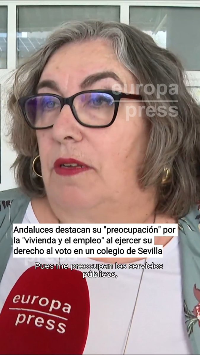 Andaluces ejercen su derecho al voto y dicen estar "preocupados" por los servicios públicos y la vivienda 💬 "Como joven lo que más me preocupa es la vivienda" 💬 "Hay que dar un cambio" 💬 "Los servicios públicos están deteriorados"