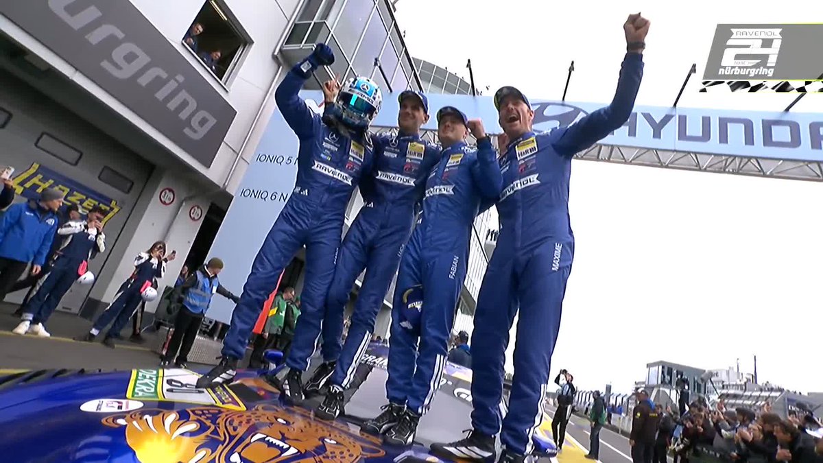 🚨 El Mercedes #80 de Engel, Stolz, Schiller y Martin VENCE las 24 de Nürburgring No ganaba un Mercedes desde 2016, y también fue con Engel al volante #24hNBR