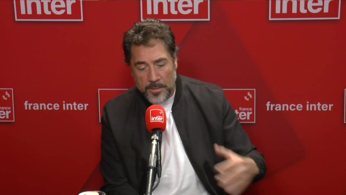 L'acteur espagnol Javier Bardem estime que "la masculinité toxique est un vrai problème". "Ma génération, a été très impactée par une façon d'être qui est absolument erronée et on en voit les conséquences. Nous, en tant qu'hommes, nous devons soutenir les femmes", juge-t-il.