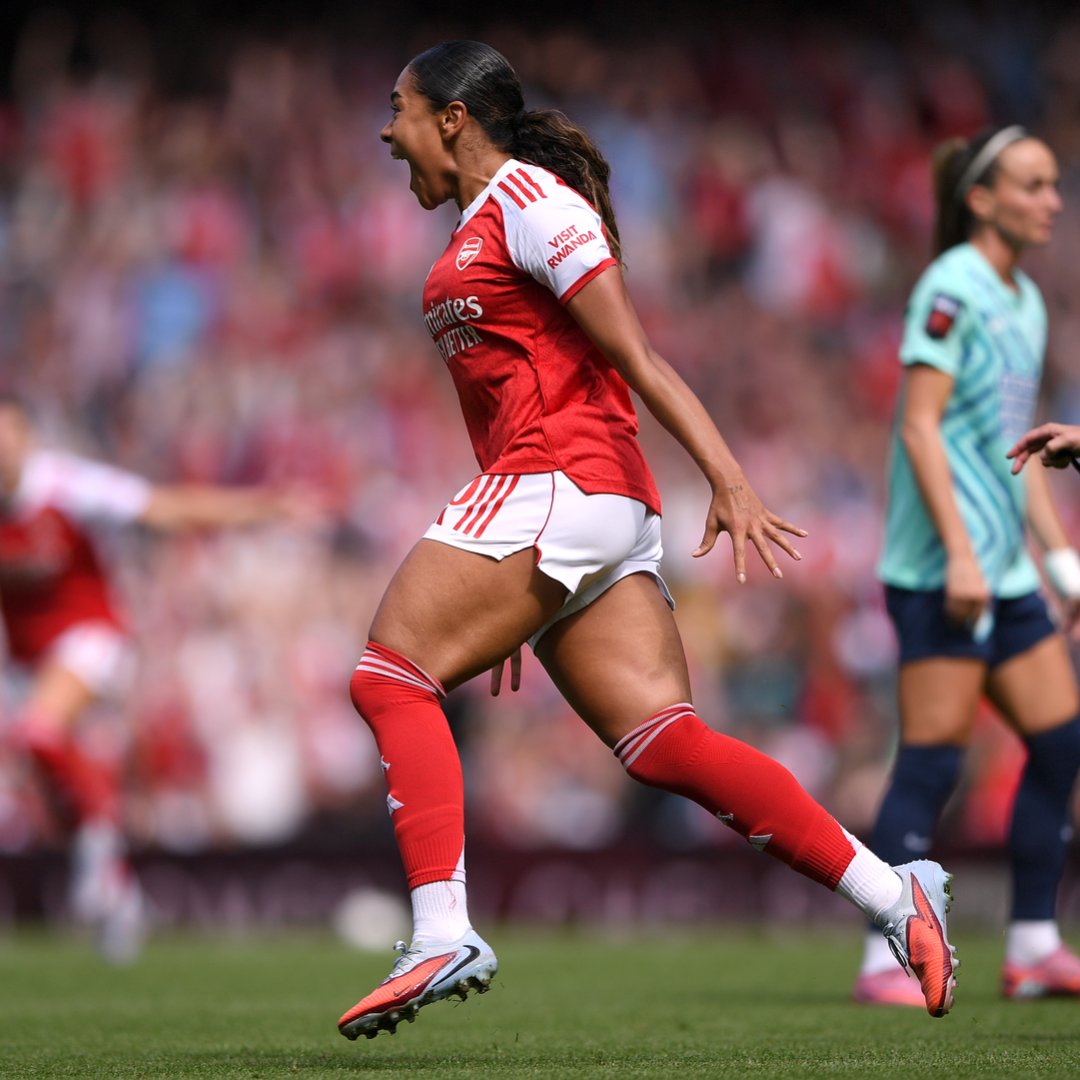 Debut goals don't come much better than this 🤩 Vote for Olivia's cracking strike or the 25/26 WSL Goal of the Season! 🗳️